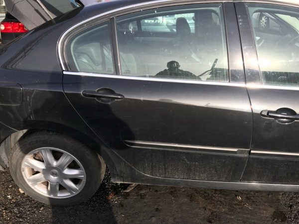 RENAULT LAGUNA 2005-08 OS/R COMPLETE DOOR