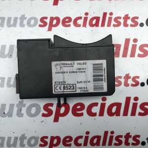 RENAULT LAGUNA II MK2 CARD READER 2001-05 8200293678 BROWN PLUG