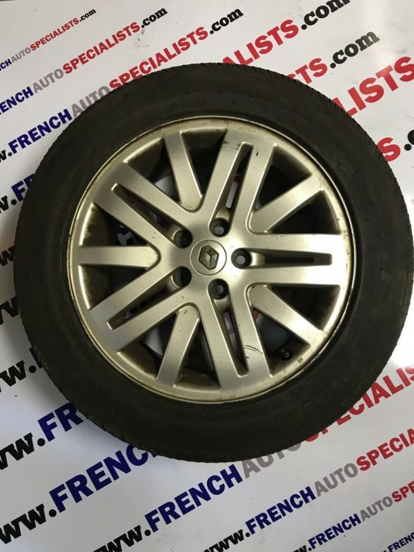 RENAULT LAGUNA ESPACE 17" IMPULSION ALLOY WHEEL AND TYRE 5 STUD 225/45/17