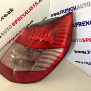 RENAULT SCENIC - GRAND SCENIC II PASSENGER SIDE N/S REAR TAIL LIGHT 2003-06