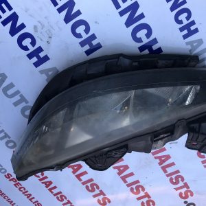 RENAULT LAGUNA II PASSENGER SIDE N/S HEADLIGHT 2005-07 FACELIFT